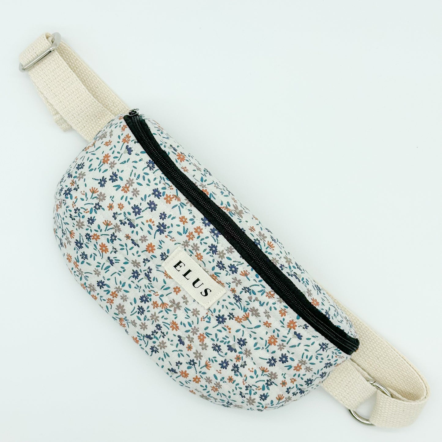Bumbag, Blommig vit